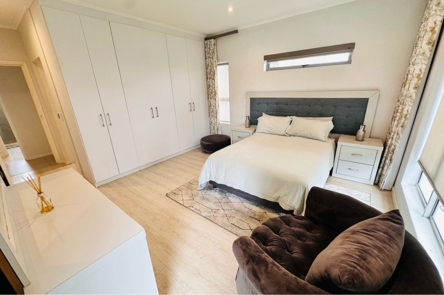 3 Bedroom Property for Sale in Bryanston Gauteng