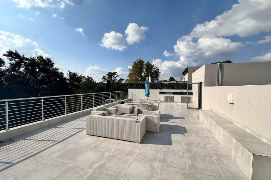 3 Bedroom Property for Sale in Bryanston Gauteng