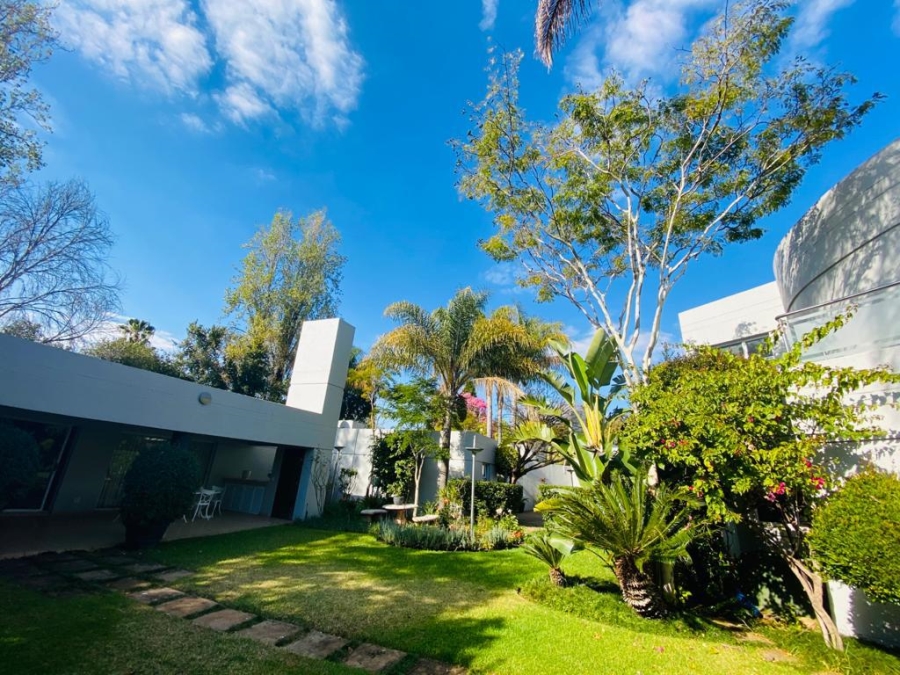 9 Bedroom Property for Sale in Morningside Gauteng