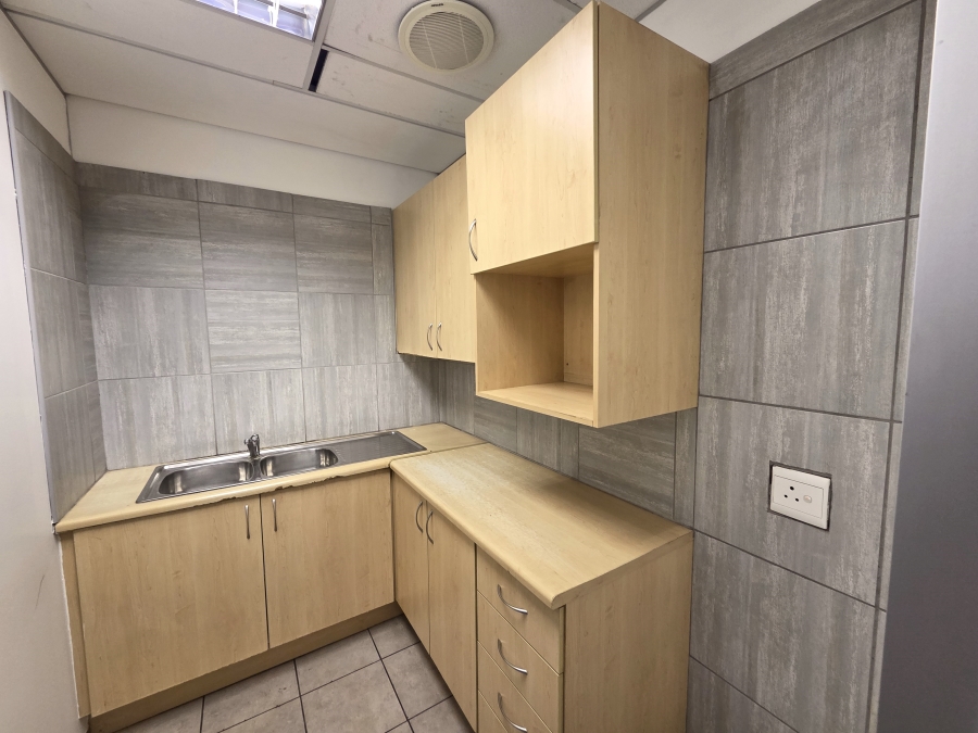 To Let commercial Property for Rent in Southdowns Estate Gauteng