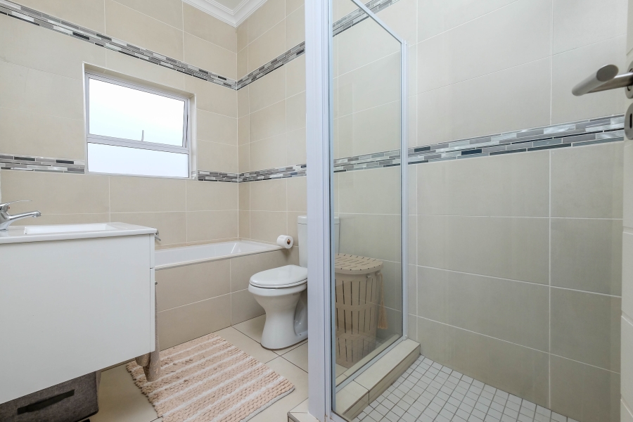 3 Bedroom Property for Sale in Noordheuwel Gauteng