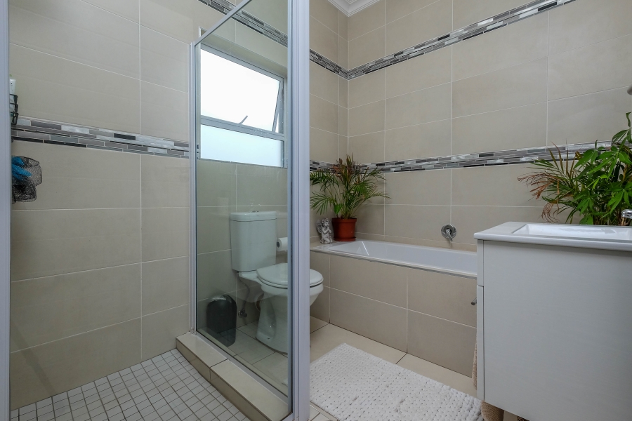 3 Bedroom Property for Sale in Noordheuwel Gauteng