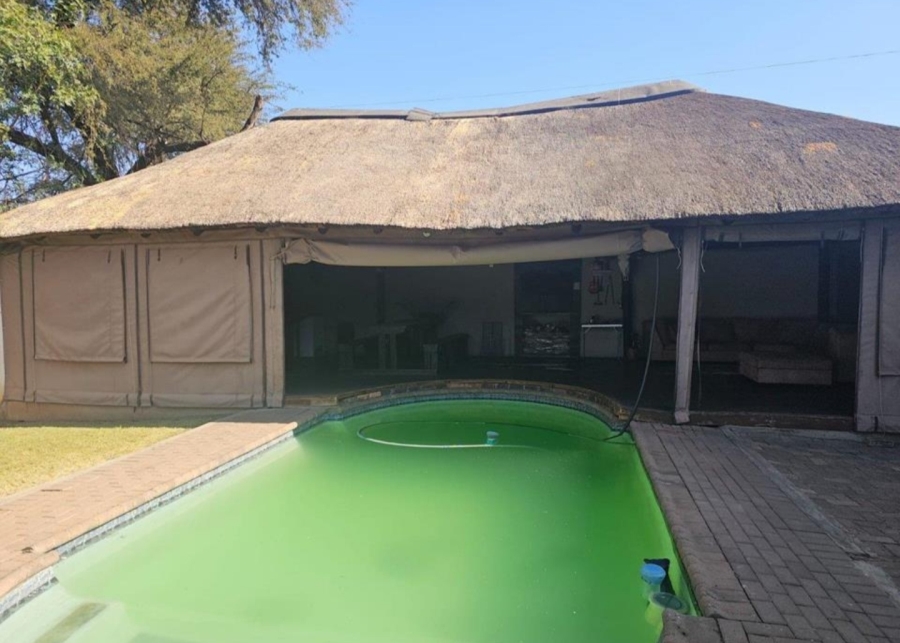 3 Bedroom Property for Sale in Vanderbijlpark SW 5 Gauteng