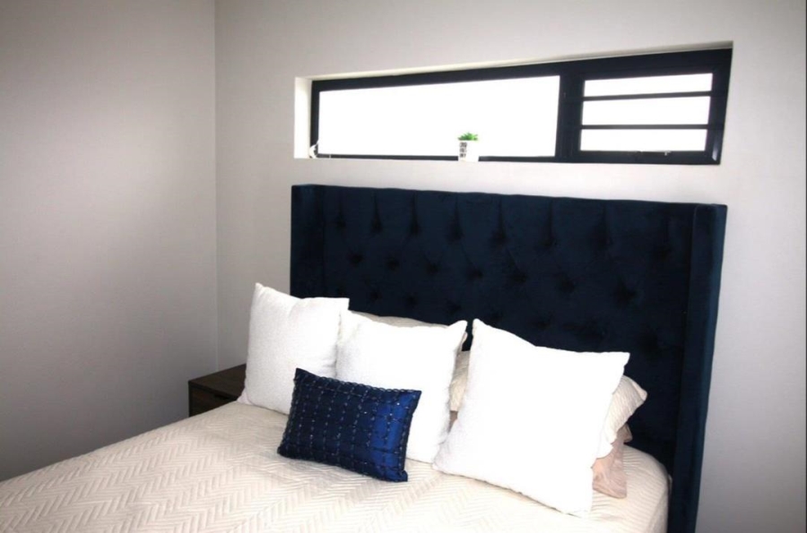 To Let 3 Bedroom Property for Rent in Little Falls Gauteng