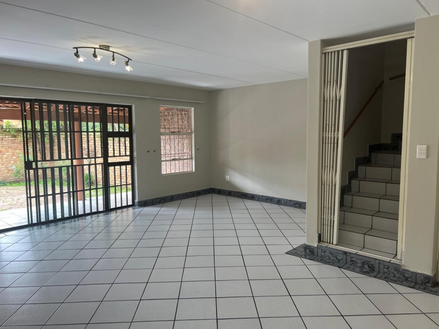 4 Bedroom Property for Sale in Woodmead Gauteng