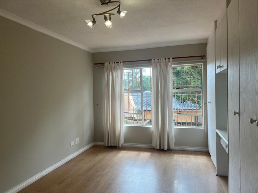 4 Bedroom Property for Sale in Woodmead Gauteng