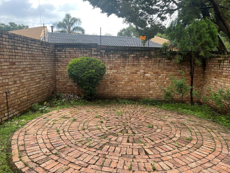 4 Bedroom Property for Sale in Woodmead Gauteng