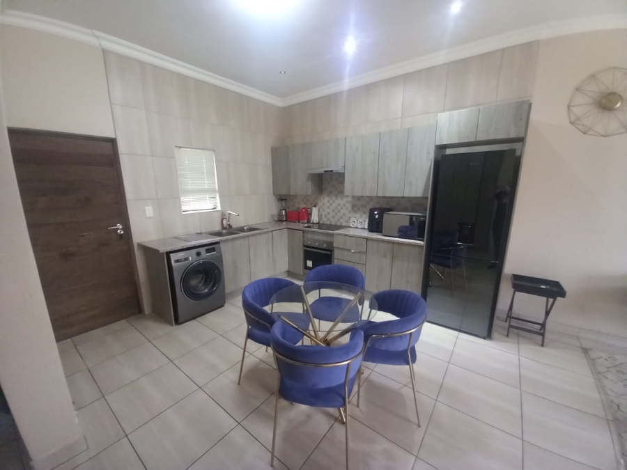To Let 2 Bedroom Property for Rent in Pomona Gauteng