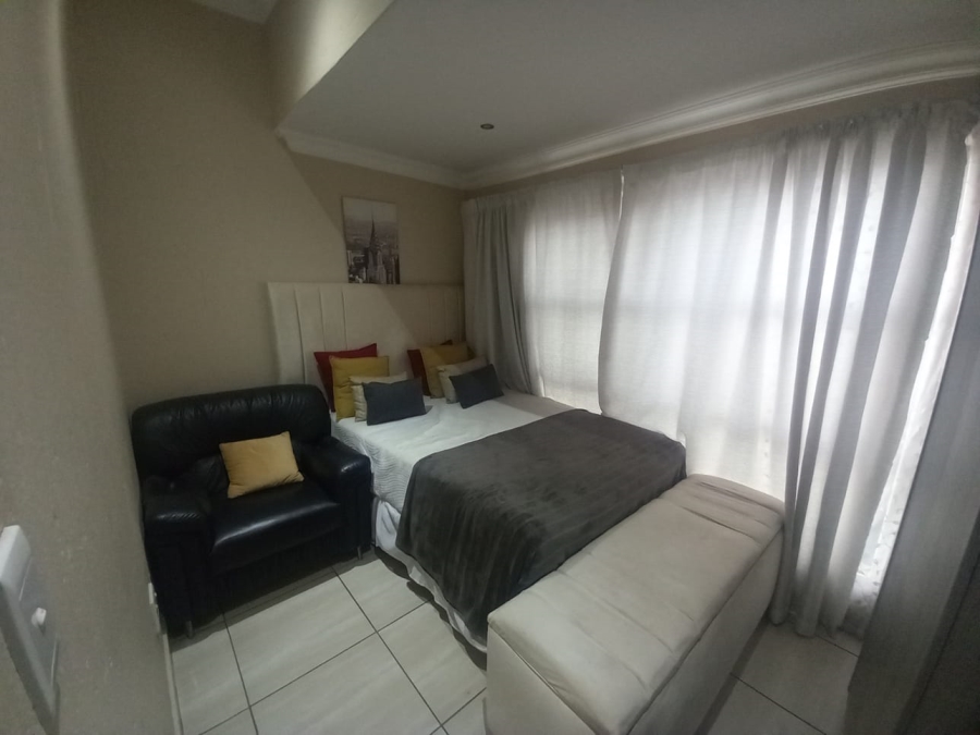 To Let 2 Bedroom Property for Rent in Pomona Gauteng