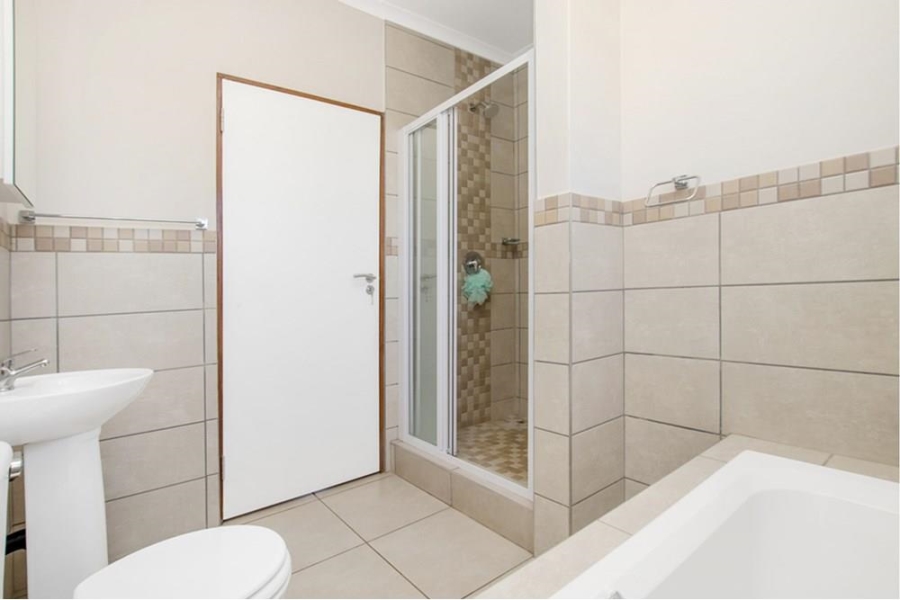 4 Bedroom Property for Sale in South Hills Gauteng