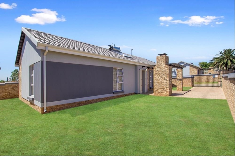 4 Bedroom Property for Sale in South Hills Gauteng