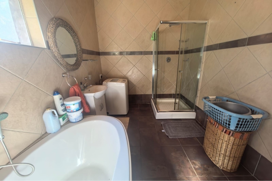 3 Bedroom Property for Sale in Walker Fruit Farms Gauteng