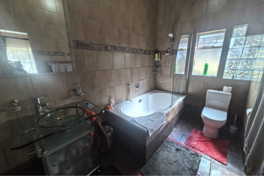 3 Bedroom Property for Sale in Walker Fruit Farms Gauteng