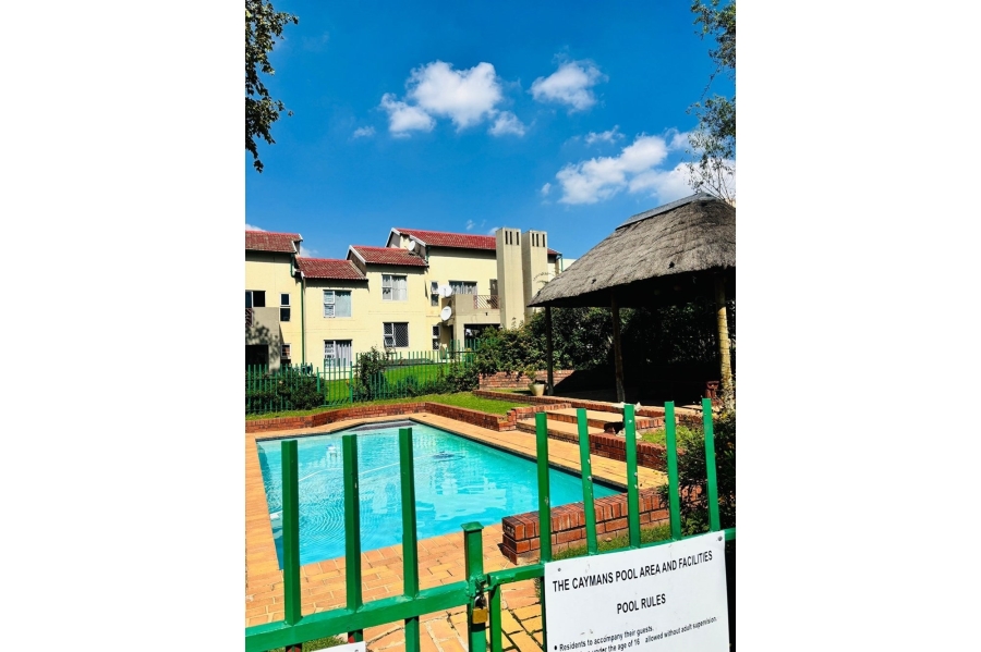 2 Bedroom Property for Sale in Bromhof Gauteng