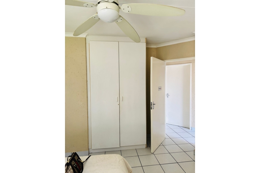 2 Bedroom Property for Sale in Bromhof Gauteng