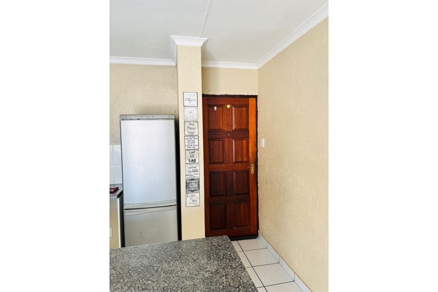 2 Bedroom Property for Sale in Bromhof Gauteng