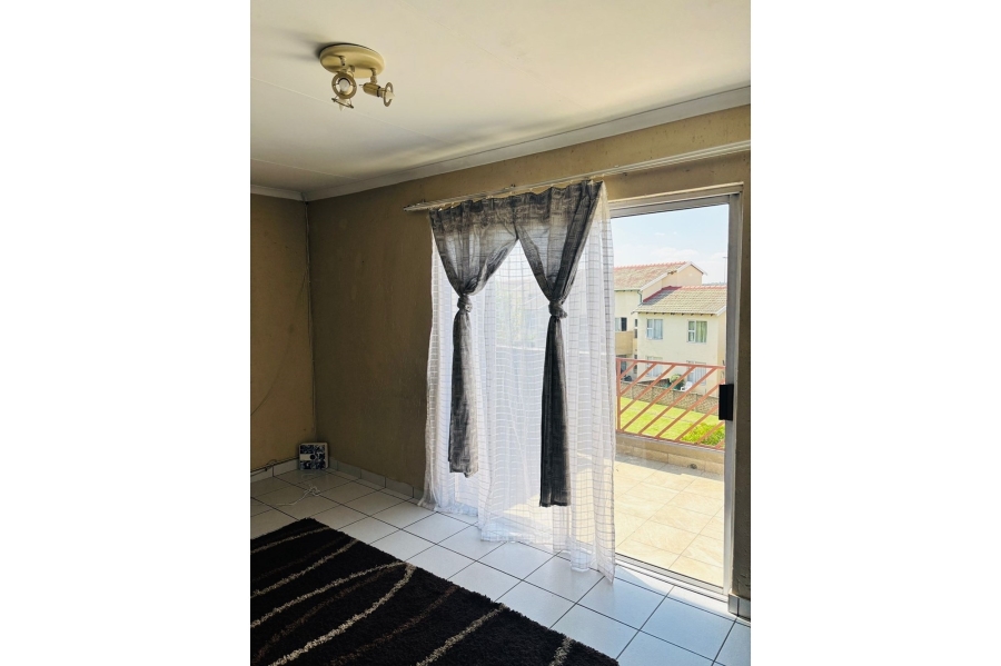 2 Bedroom Property for Sale in Bromhof Gauteng