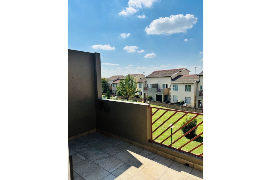 2 Bedroom Property for Sale in Bromhof Gauteng