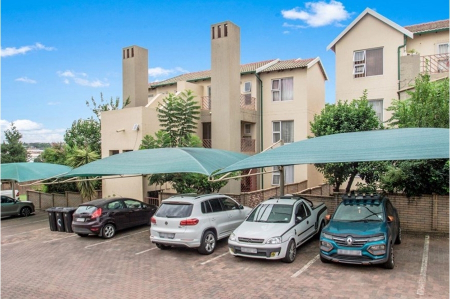 2 Bedroom Property for Sale in Bromhof Gauteng