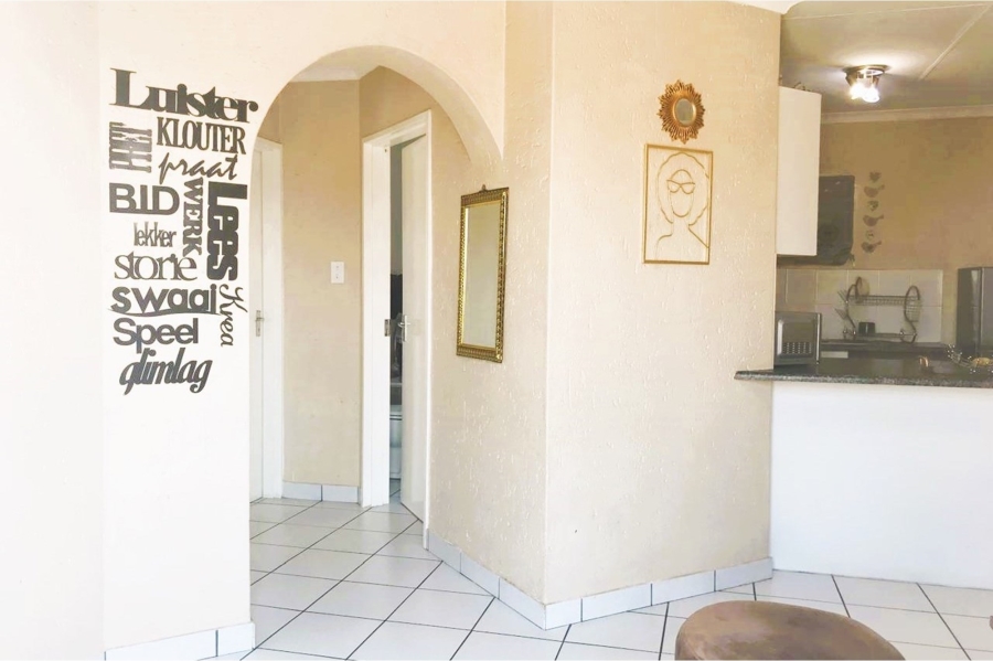 2 Bedroom Property for Sale in Bromhof Gauteng