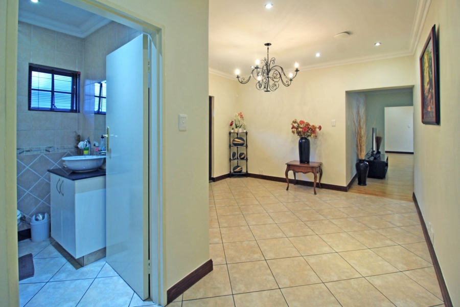 5 Bedroom Property for Sale in Bryanston Gauteng