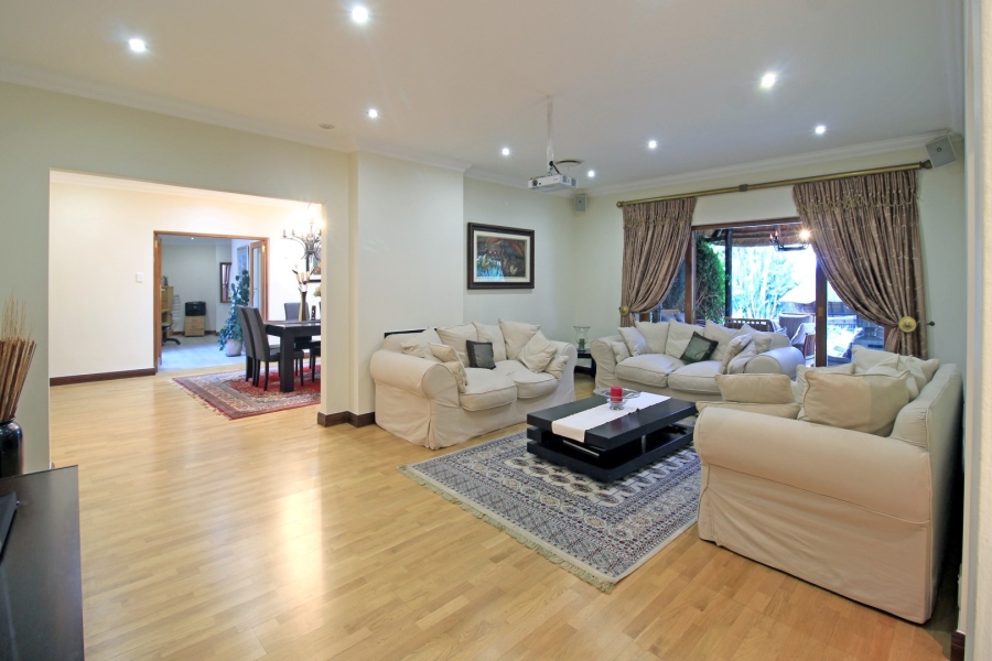5 Bedroom Property for Sale in Bryanston Gauteng