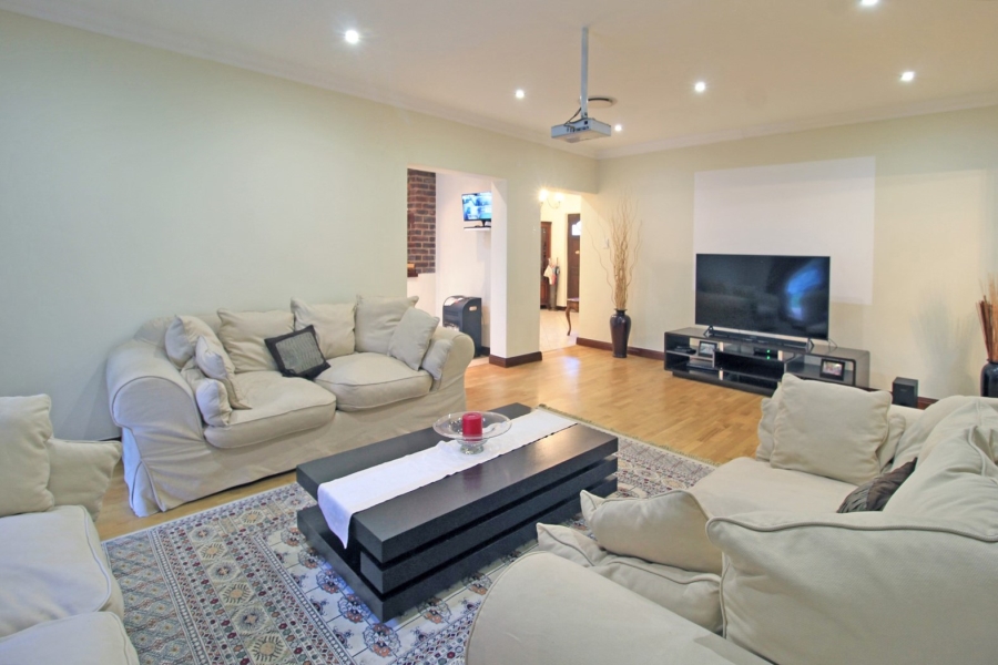 5 Bedroom Property for Sale in Bryanston Gauteng