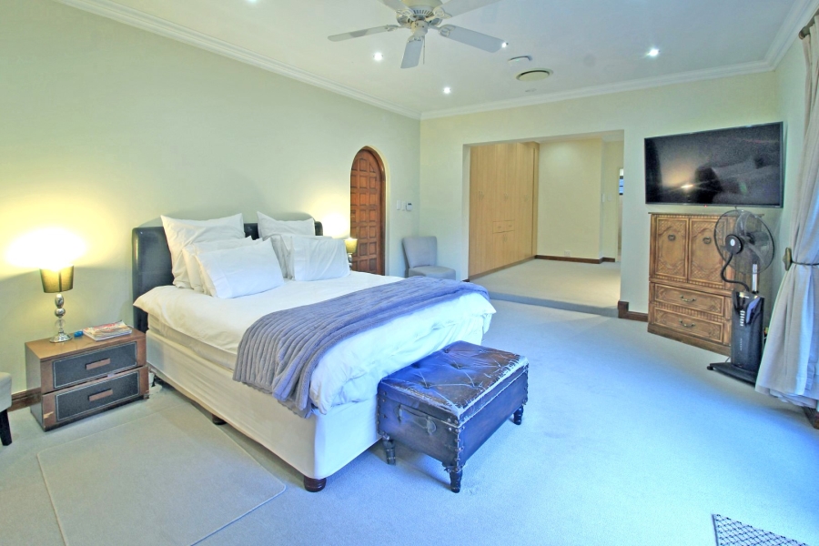 5 Bedroom Property for Sale in Bryanston Gauteng