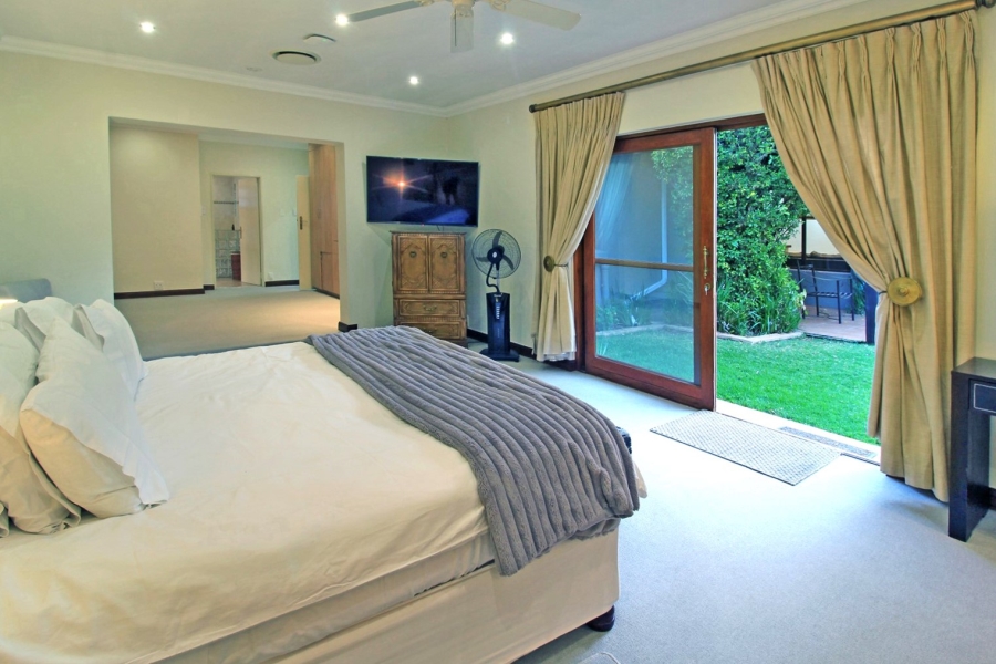 5 Bedroom Property for Sale in Bryanston Gauteng