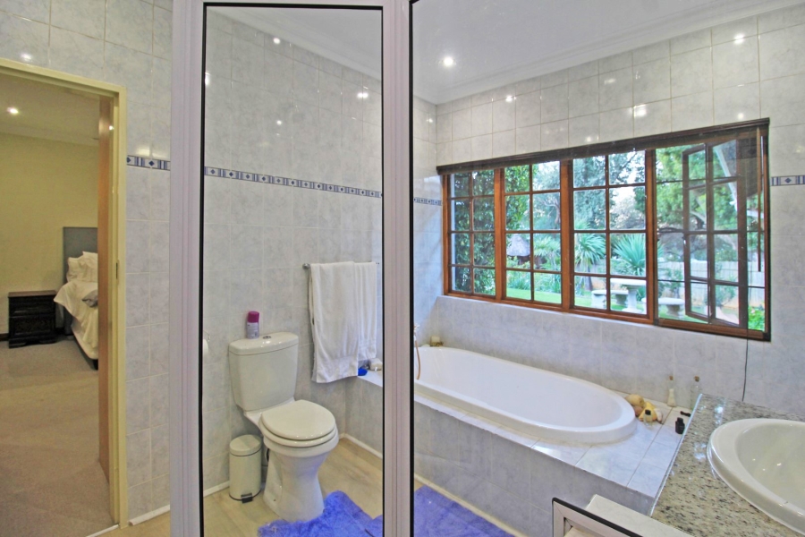 5 Bedroom Property for Sale in Bryanston Gauteng
