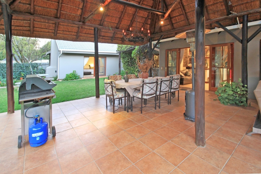 5 Bedroom Property for Sale in Bryanston Gauteng