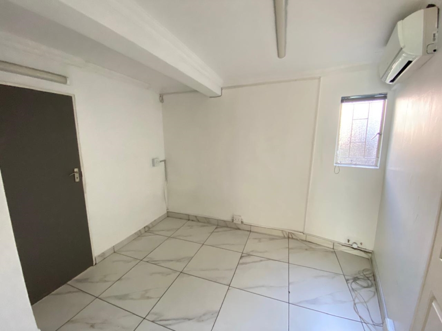 To Let commercial Property for Rent in Erasmuskloof Gauteng