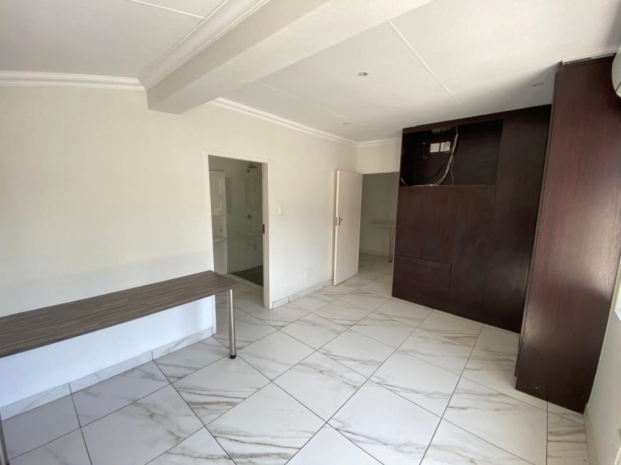 To Let commercial Property for Rent in Erasmuskloof Gauteng