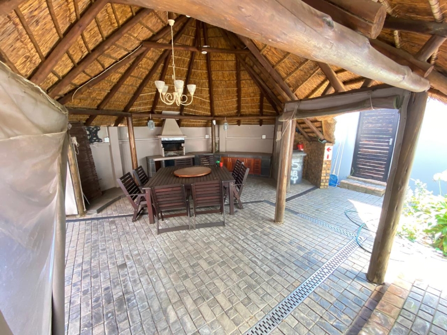 To Let commercial Property for Rent in Erasmuskloof Gauteng