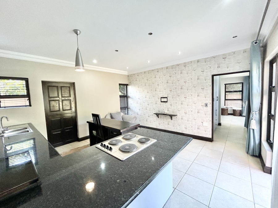 6 Bedroom Property for Sale in Midstream Estate Gauteng