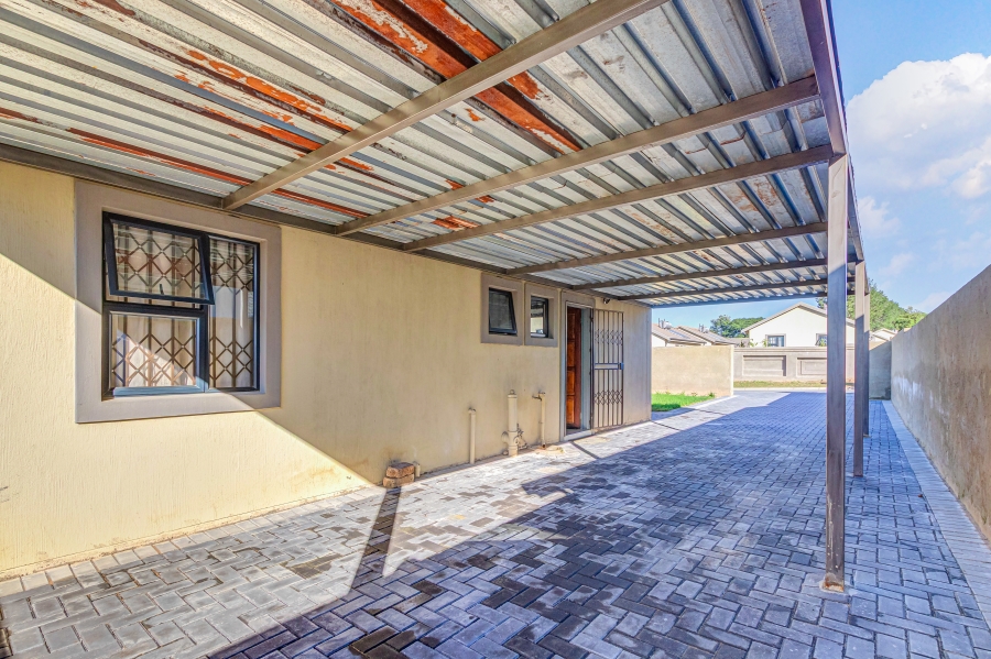 To Let 3 Bedroom Property for Rent in Inadan Gauteng