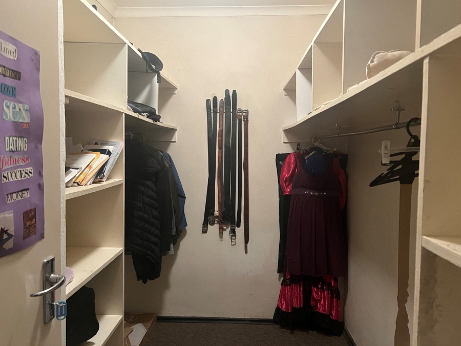 3 Bedroom Property for Sale in Gallo Manor Gauteng