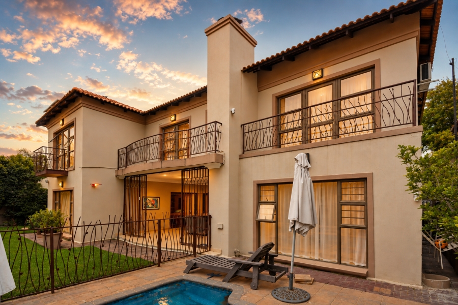 4 Bedroom Property for Sale in Atholl Gauteng