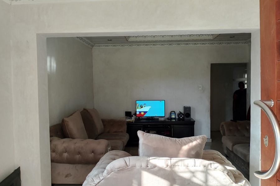 3 Bedroom Property for Sale in Pimville Zone 5 Gauteng