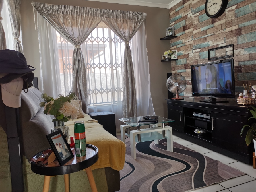 2 Bedroom Property for Sale in Mabopane Unit S Gauteng