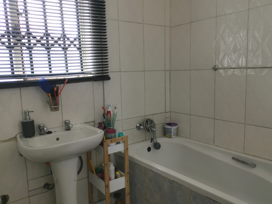 2 Bedroom Property for Sale in Mabopane Unit S Gauteng