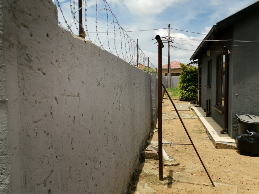 2 Bedroom Property for Sale in Mabopane Unit S Gauteng