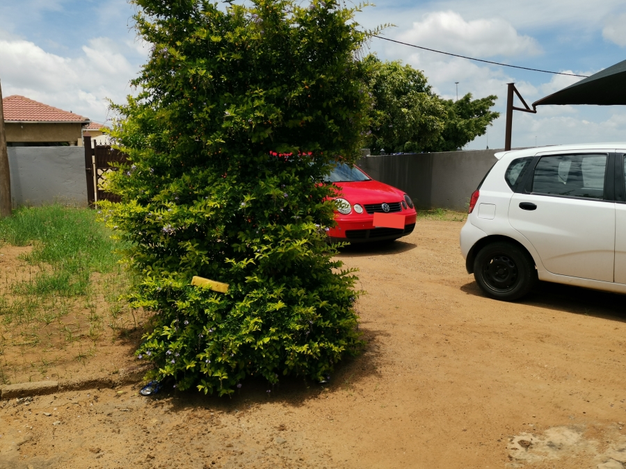2 Bedroom Property for Sale in Mabopane Unit S Gauteng