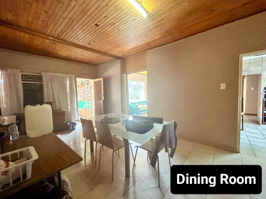 7 Bedroom Property for Sale in Valhalla Gauteng