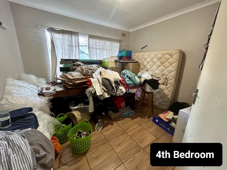 7 Bedroom Property for Sale in Valhalla Gauteng