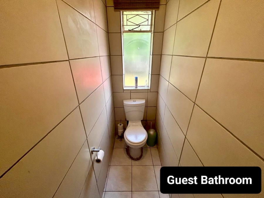 7 Bedroom Property for Sale in Valhalla Gauteng
