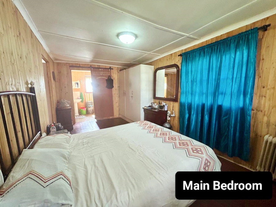7 Bedroom Property for Sale in Valhalla Gauteng