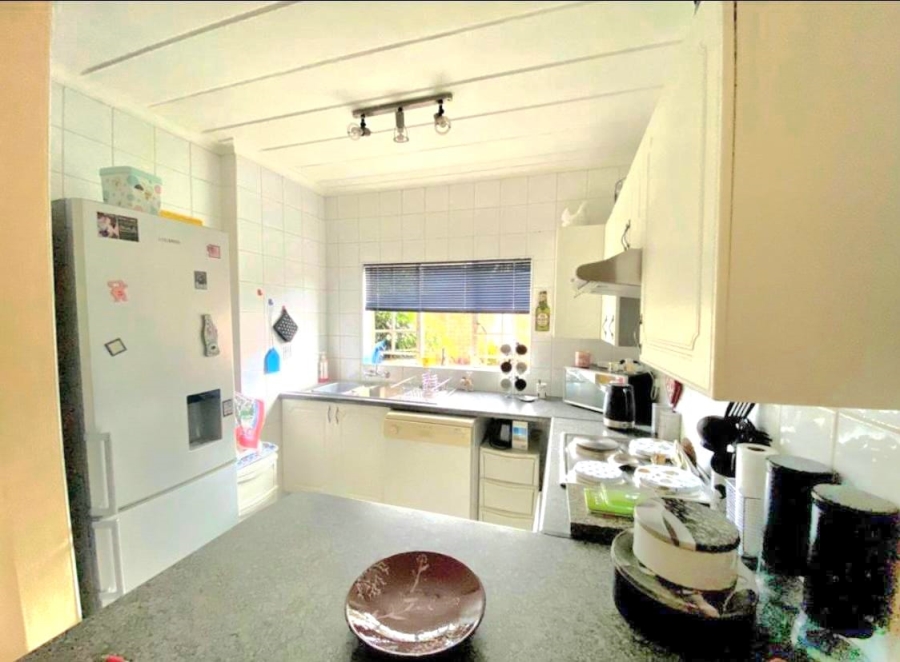 3 Bedroom Property for Sale in Magalieskruin Gauteng