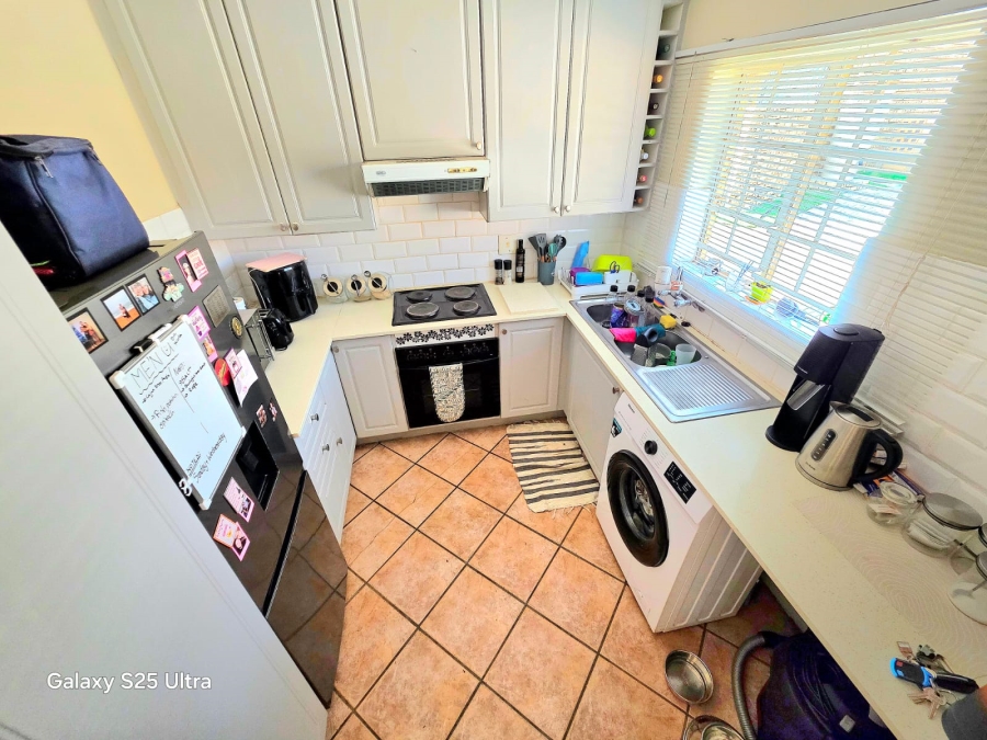 2 Bedroom Property for Sale in Magalieskruin Gauteng