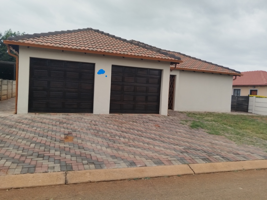 3 Bedroom Property for Sale in The Orchards Gauteng